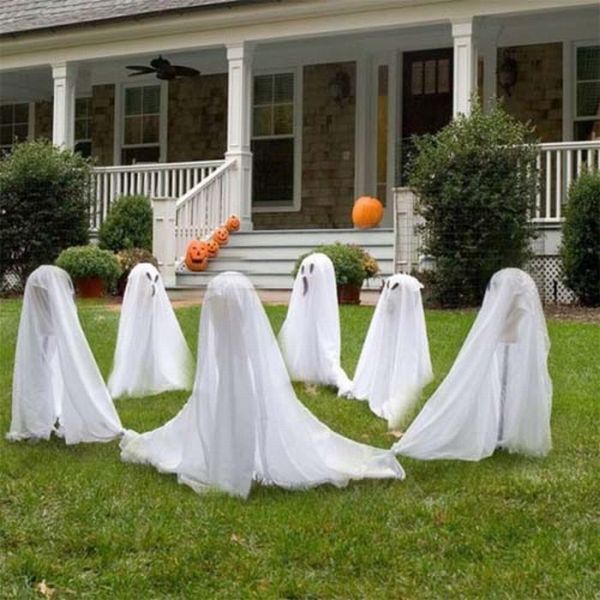  these Halloween front yard decorating ideas are sure to help you 