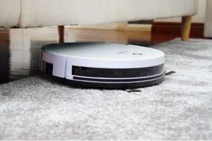 Pros and Cons of a Robot Vacuum for Your Home