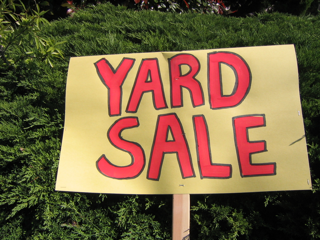 What You Need to Know When Holding Yard Sales - Zen of Zada