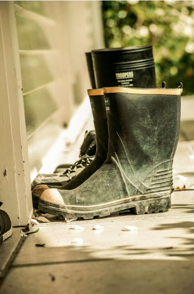 3 Tips to Keep Your Mudroom Clean and Organized