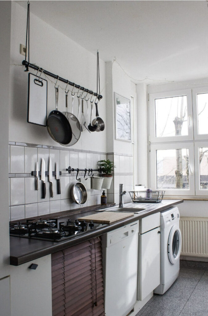 10 Ways to Organize Kitchen Utensils